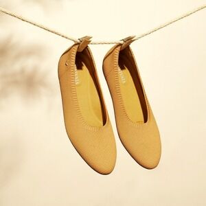 Vivaia NEW Tamia 2.0 Almond Toe Flats Ginger Yellow Size 42 US 10.5
